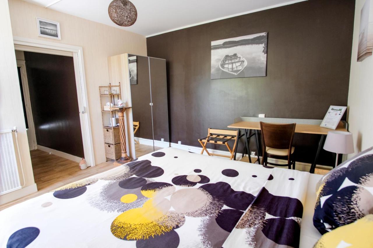Les Gues Rivieres Bed and Breakfast Pujols  Eksteriør billede
